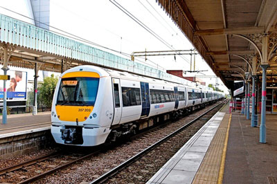 Bombardier and National Express sign maintenance contact for new Essex Thameside franchise