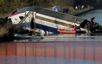 Late breaking caused TGV derailment