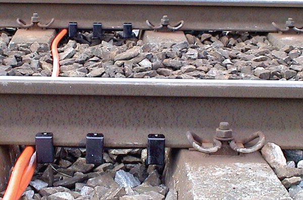Figure 3: The sensor attached to the track