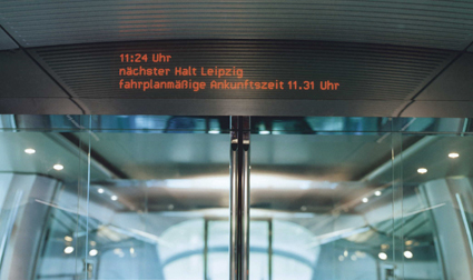 Figure 6: Passenger information system on the ICE 3