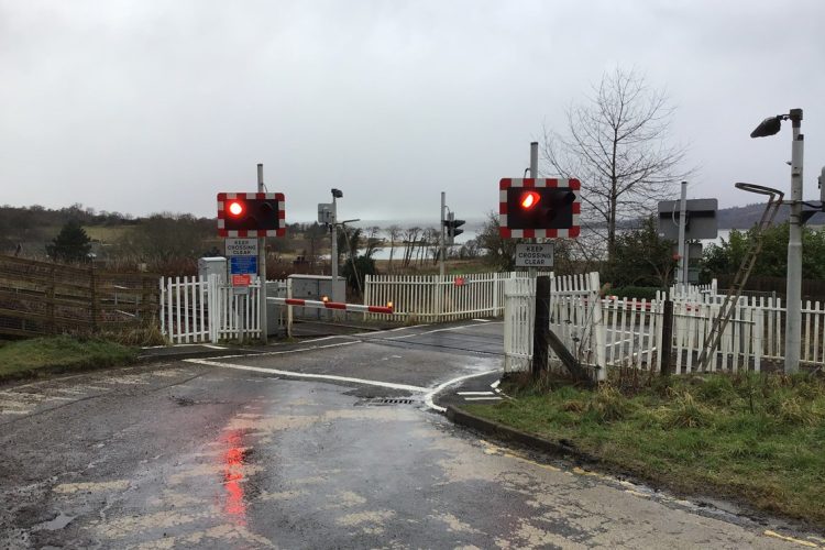 level crossing road closures