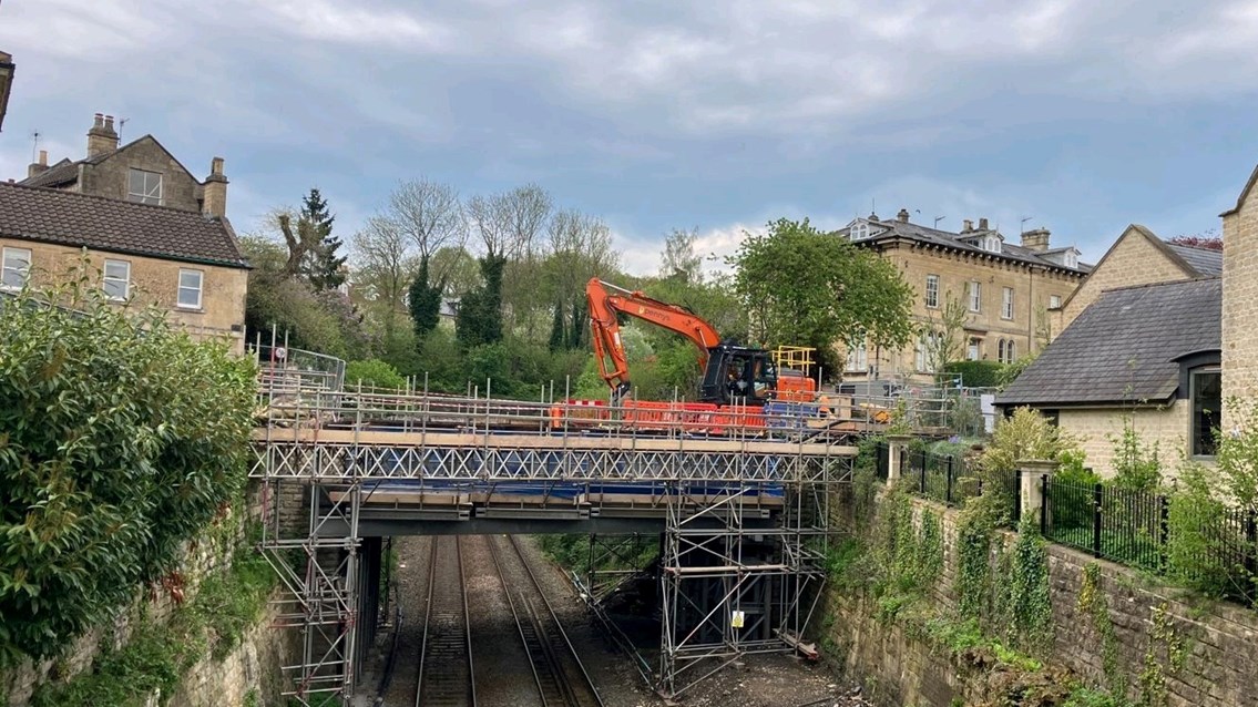 bradford-on-avon bridge traffic