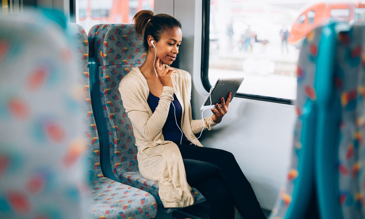 Can 5G development boost cellular connectivity on trains?