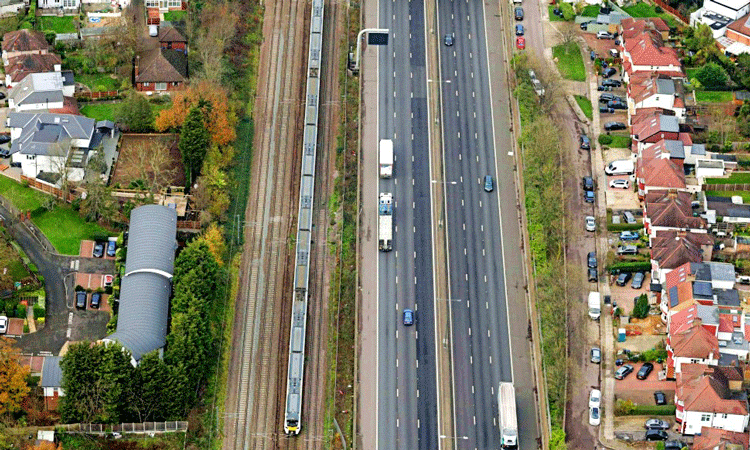 Survey reveals public views the railway as a greener mode of transport