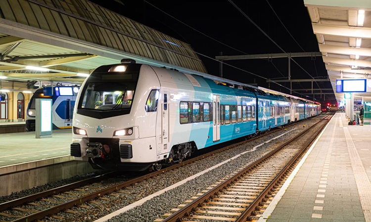 Arriva Netherlands to apply to operate night services to Schiphol