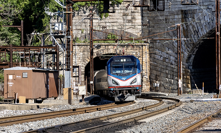 B&P tunnel train