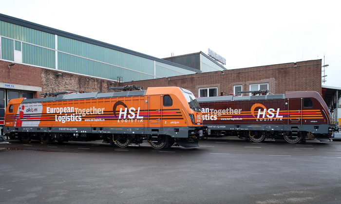 Bombardier hands over first three of 52 TRAXX locomotives to Akiem