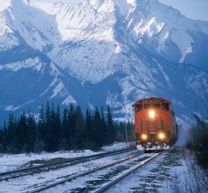 CN orders 50 all-electric trucks for intermodal fleet