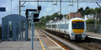 Chalkwell Station Platform and passenger shelter