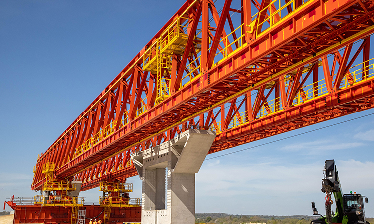 View of the Launching Girder with deck segment at the Colne Valley