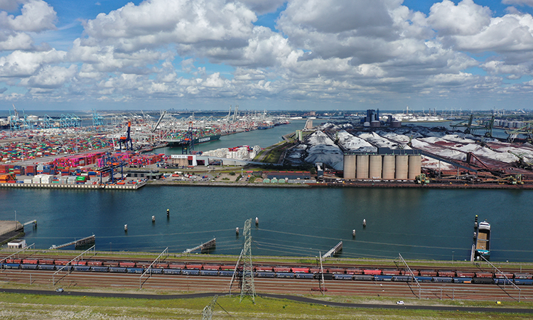 DB Cargo announces new connections to Rotterdam and Antwerp