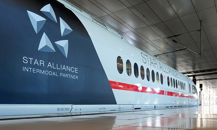 A Star Alliance locomotive