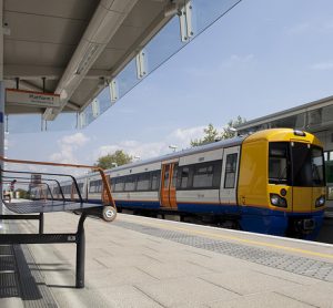 Arriva takes over London Overground concession