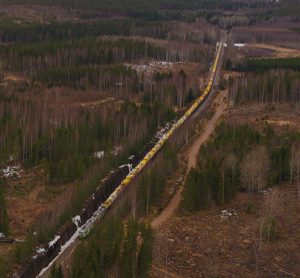 VR Transpoint introduces 1km-long, 80 wagon freight train into service