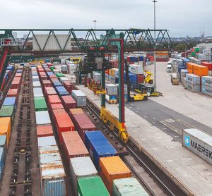 RDG calls on UK government to support shifting freight from road to rail