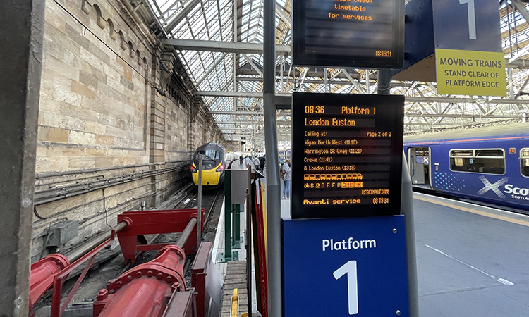 Glasgow Central Platform One
