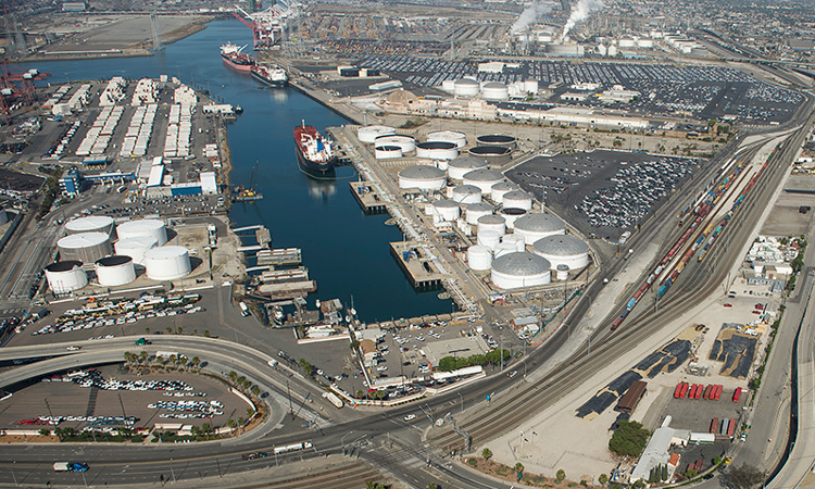 The Port of Long Beach has chosen lead design for the $870 million rail project