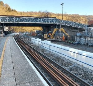 Llanhilleth station