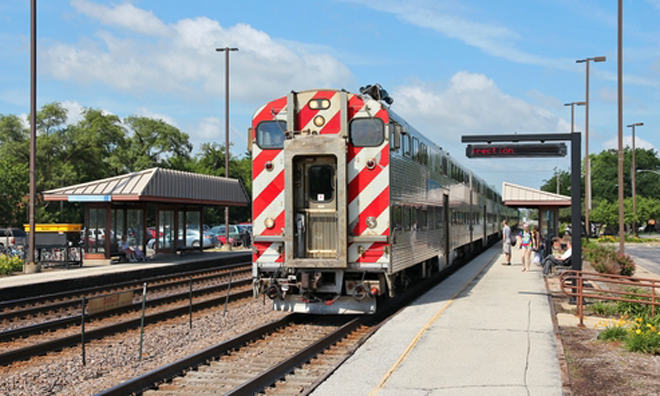 Metra suspends rolling stock procurement for Chicago