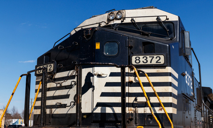 Norfolk Southern successfully rolls out TOP21 operating plan