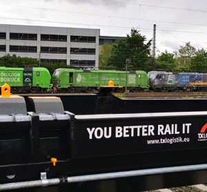 New T3000 wagon in front of TX locos_ TX Logistik