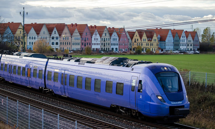 Arriva wins Swedish rail franchise worth 550 million euros