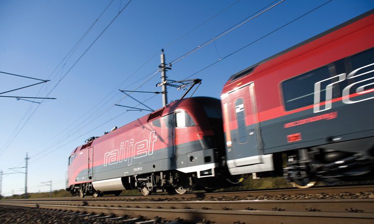 ÖBB Railjet high-speed trains – technology that moves