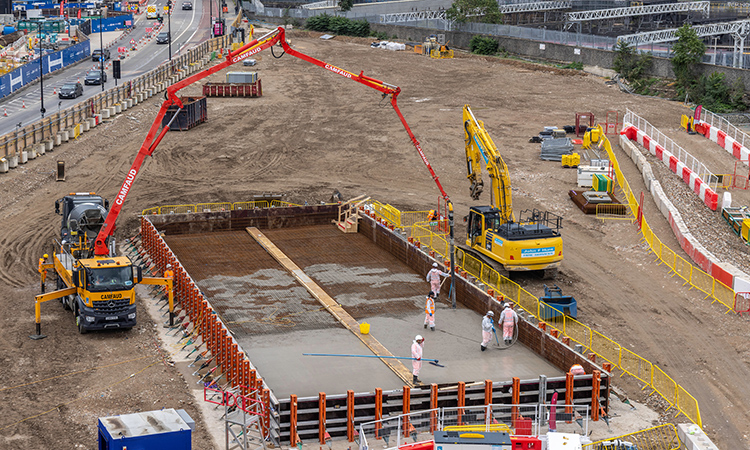 Pouring environmentally friendly concrete at Euston