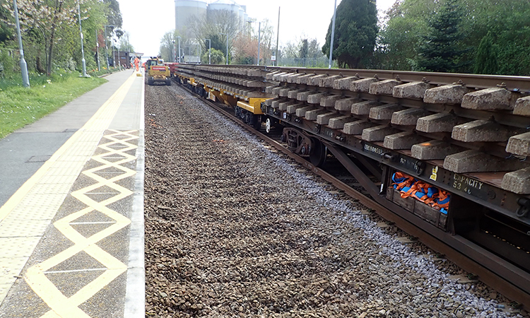 Track replacement at Cantley