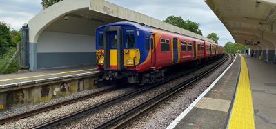 Train at Malden Manor