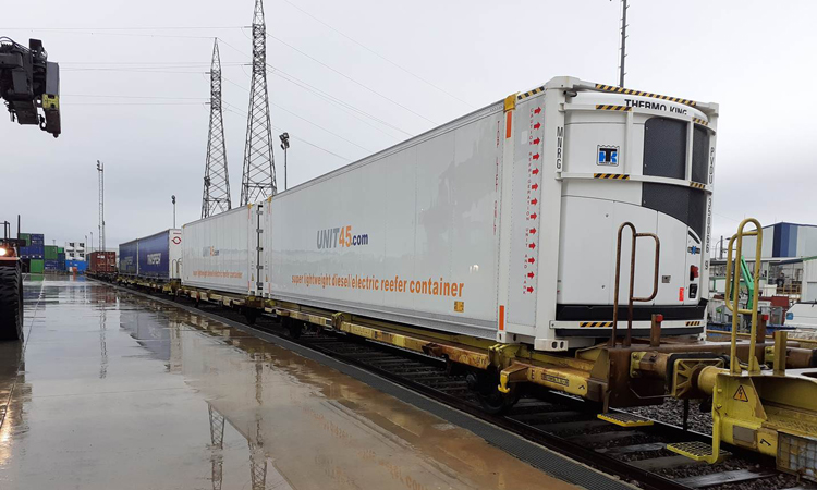 Transfesa Logistics launches express freight connection to UK