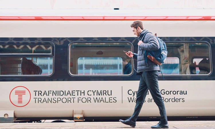 Transport for Wales to launch upgraded smartphone app