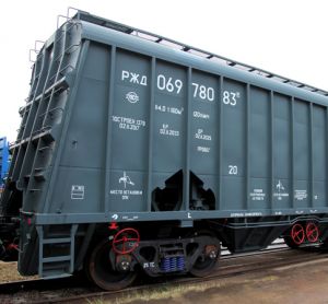 UWC receives certification for two articulated hopper cars