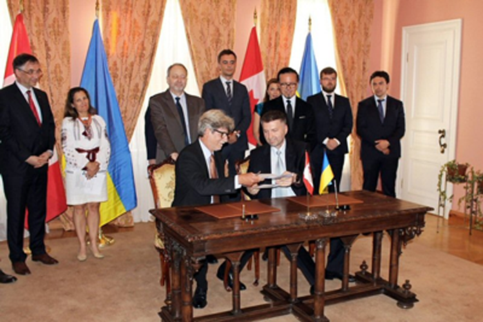 Ukrainian Railways and Bombardier sign MoU on locomotive fleet upgrade