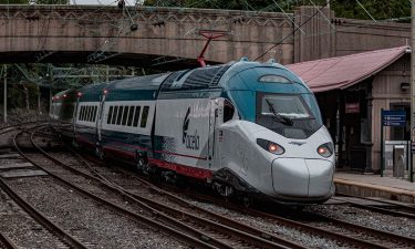 Amtrak hits FY2019 sustainability targets, according to report