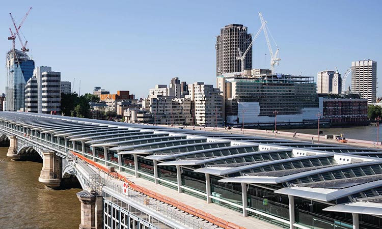 Solar panels on Blackfriars station roof