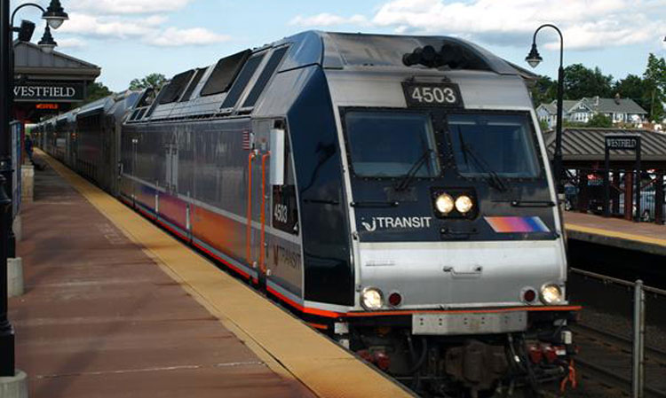 NJ TRANSIT to receive additional environmentally-friendly dual-power locomotives
