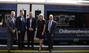 Chiltern Railways unveils emission-free battery operated HybridFLEX train