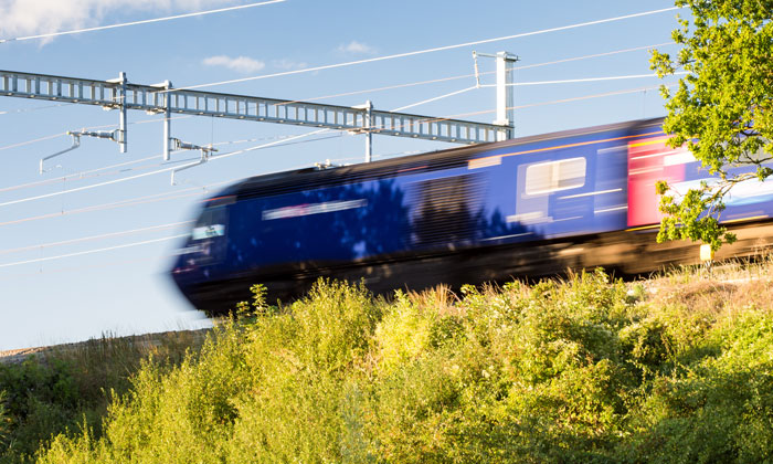 UK Minister pledges to remove diesel-only trains from tracks by 2040