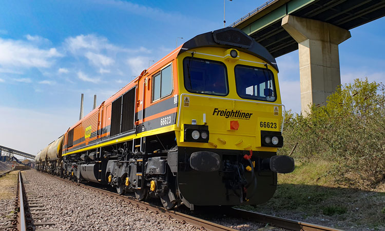 Government funding secured for Freightliner dual-fuel project