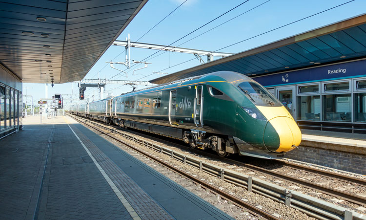 UK rail industry and Hitachi Rail agree service recovery plan