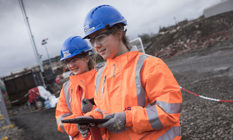 HS2 calls for women and young people to consider employment in rail