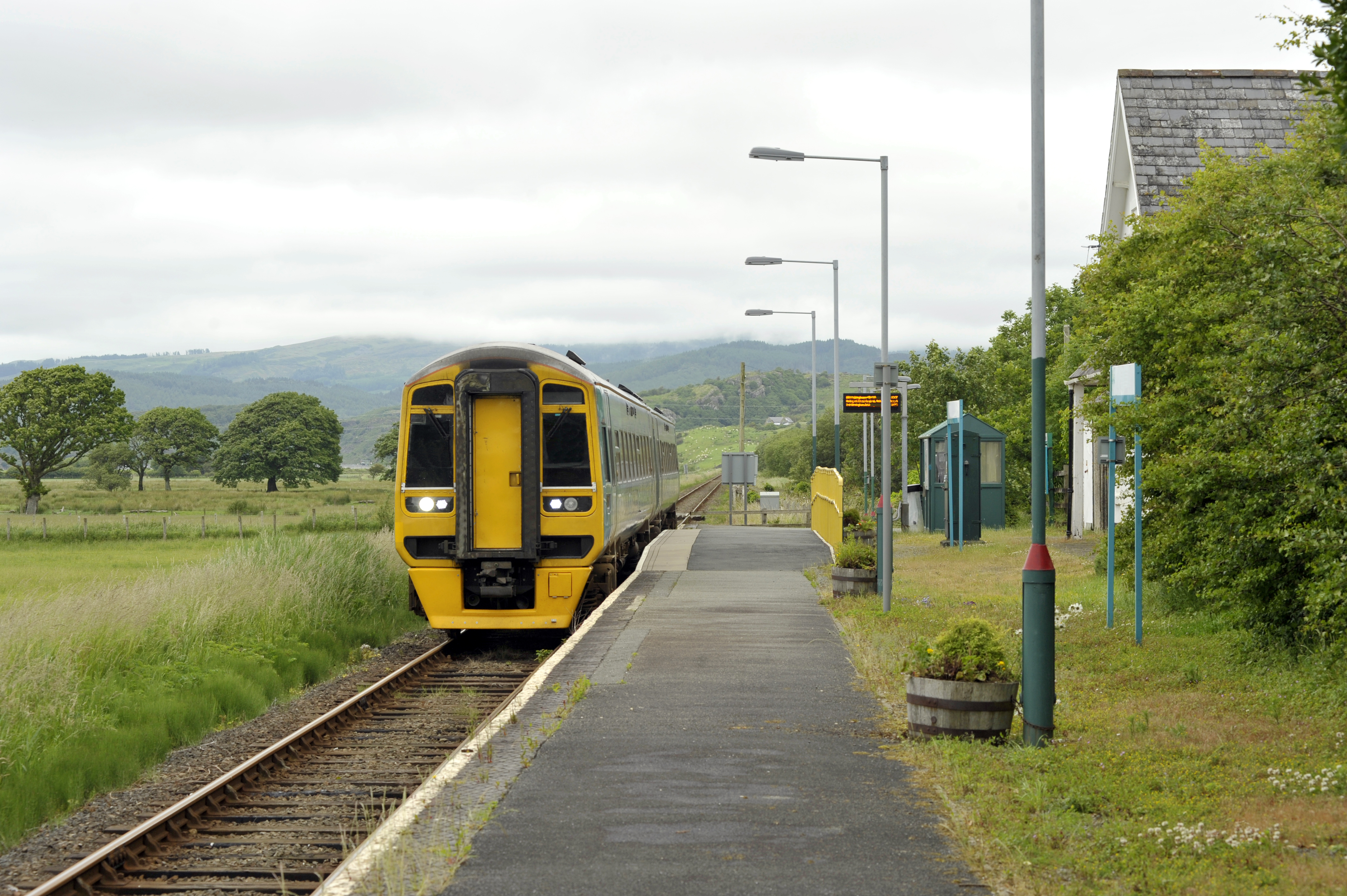 Unlocking the economic and social value of train stations