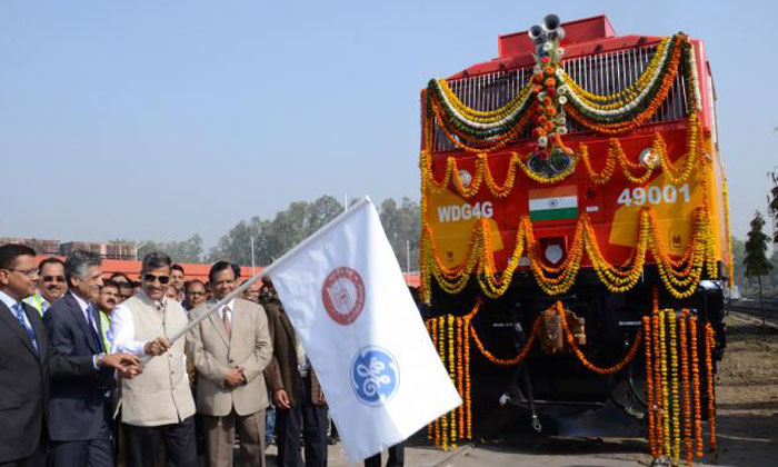 Indian Railways receive first two locomotives from GE Transportation