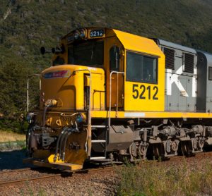 KiwiRail suggest that extended log trains will take more trucks off roads