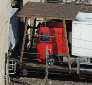 lorry entering eurotunnel