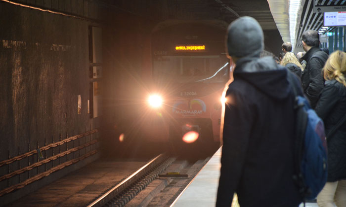 Approximately 200,000 people per day use the Marmaray service