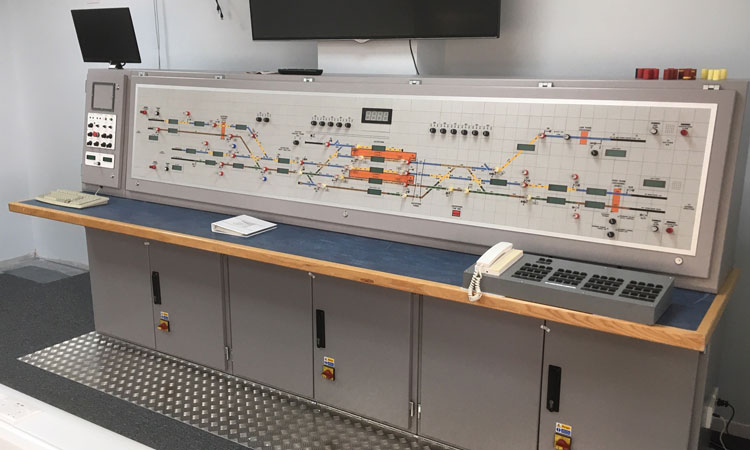 New UK training centre for rail signallers opened by Network Rail after four weeks