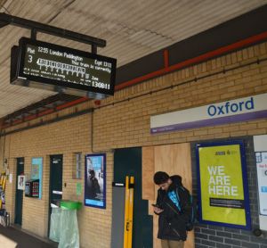 Oxford railway station