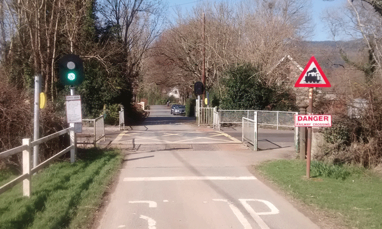 Managing Passive Level Crossings On Public And Private Roads In Ireland